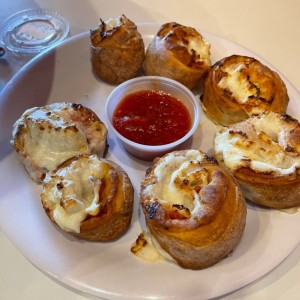 Rolls de Peperoni 