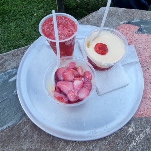 fresas con leche condensada, fresas con natillas y duro de fresa