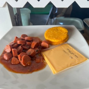 salchichas guisadas con tortillas