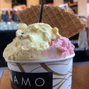 Helado de fresa y maracuya 