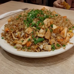 Arroz Frito de Pollo