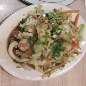 Camarones con vegetales