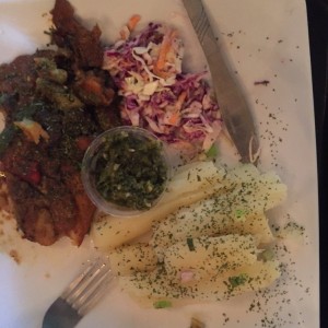 filete de pescado al ajillo
