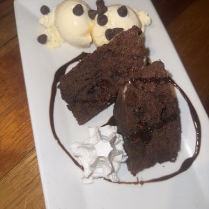 Torta de chocolate con helado 