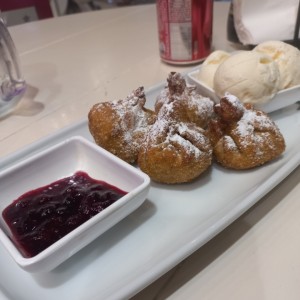Wanton de Queso y Dulce de Leche