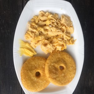 huevo revuelto con tortilla