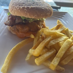 Hamburguesa con papas 