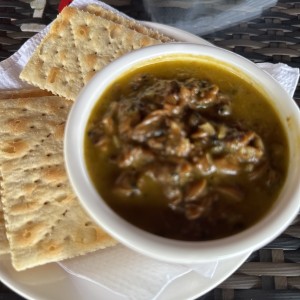 Almejas guisadas 