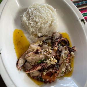Pulpo al ajillo