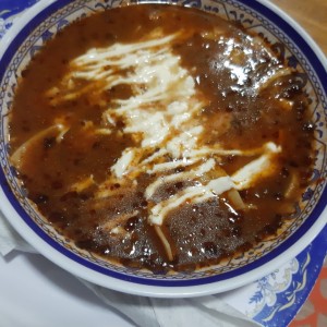 sopa de tortillas