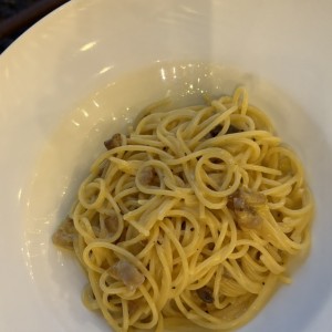 SPAGHETTI A LA CARBONARA