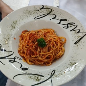 SPAGUETTI A LA MATRICIANA
