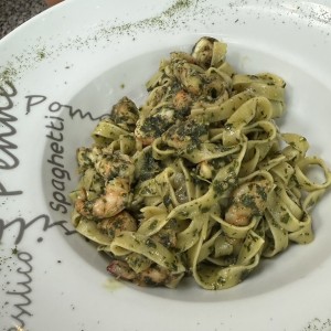 FETTUCINE AL PESTO