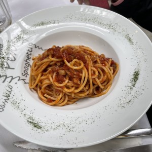SPAGUETTI A LA MATRICIANA