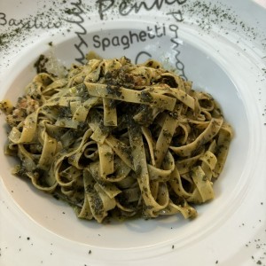FETTUCINE AL PESTO