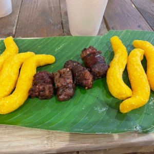 Almojabanos con chorizo