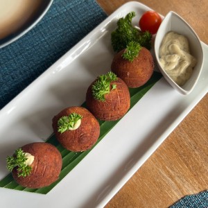 Croquetas de arroz con pollo