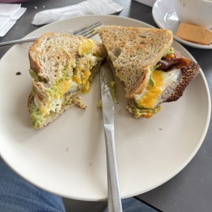 BREAKFAST SANDWICHES - BREAKFAST SANDWICH