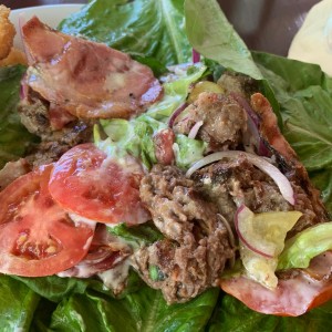 Blue Cheese Bacon Burger en lechuga