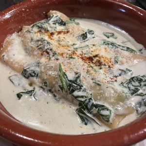 Canelones gratinados espinaca y provoleta 