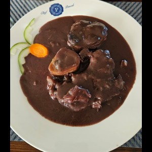 Estofado de Osso bucco al vino de Barbaresco