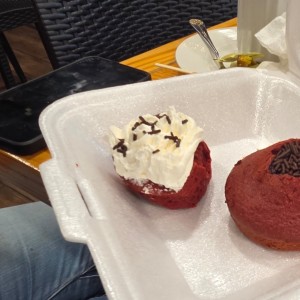 Red Velvet con crema