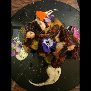 Cortes Importados - Pulpo al Carbón