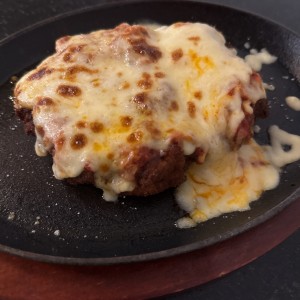 Milanesa de res a la parmesana