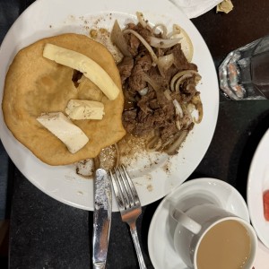 Desayuno tipico.