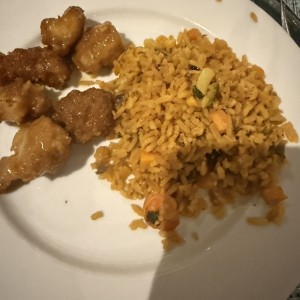 Camarones en jalea picante con arroz de marisco 