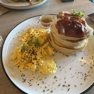 AMERICAN PANCAKES