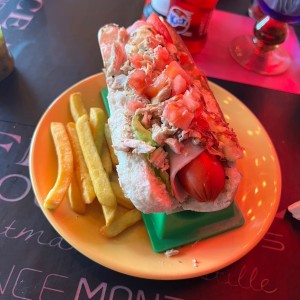 Cordon Bleu Hot Dog