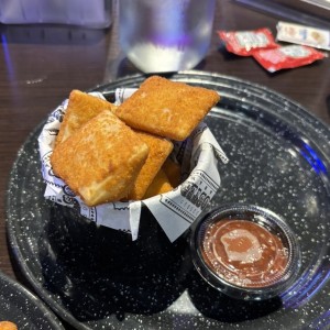 Almohadas de queso gouda