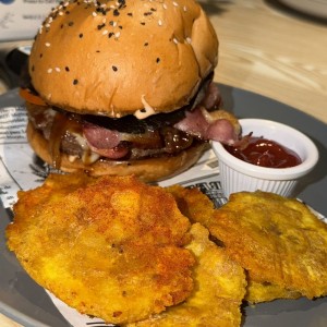 Plato Fuerte - Hamburguesa Queen