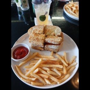 Lunch - CLUB SANDWICH