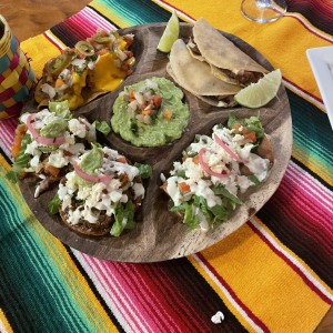 Especialidades - Festín Azteca