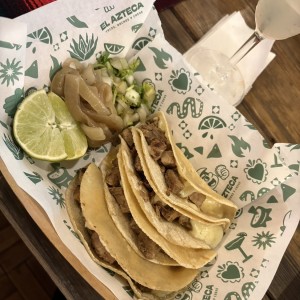 Tacos Carne con queso (4 tacos)