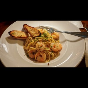 Pasta con camarones al óleo 