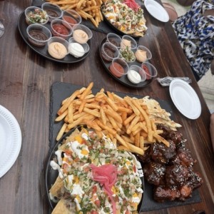 BANDEJA #1 (4 PERSONAS)