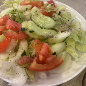 De lechuga, tomate y pepino