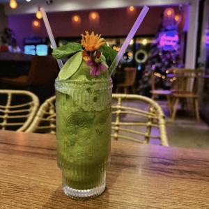 Limonada - hierba buena