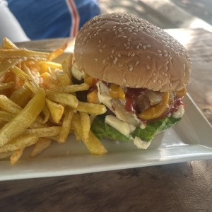 Hamburguesa con papas