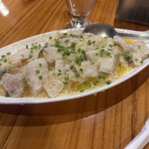 Corvina al ajillo al vapor 