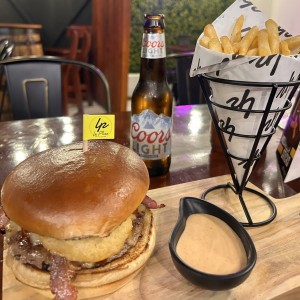 Hamhurguesa La Plaza