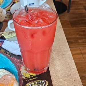 jugo de fresas