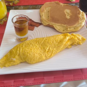 DESAYUNO - Desayuno americano - faltan tostadas 