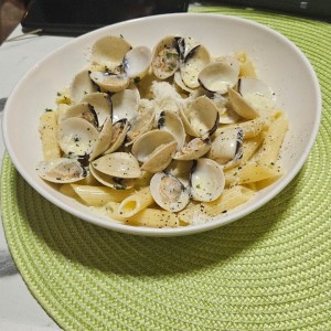 pasta con almejas 