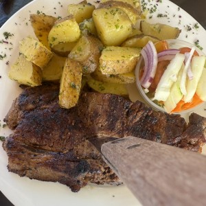 Filete de res con papas 