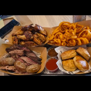 bandeja para 4 incluye cervezas 