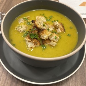 Sopa del dia - Crema de vegetales 